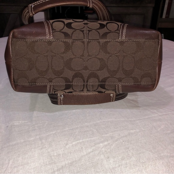 Coach classic Tote *Authentic* - Picture 3 of 12